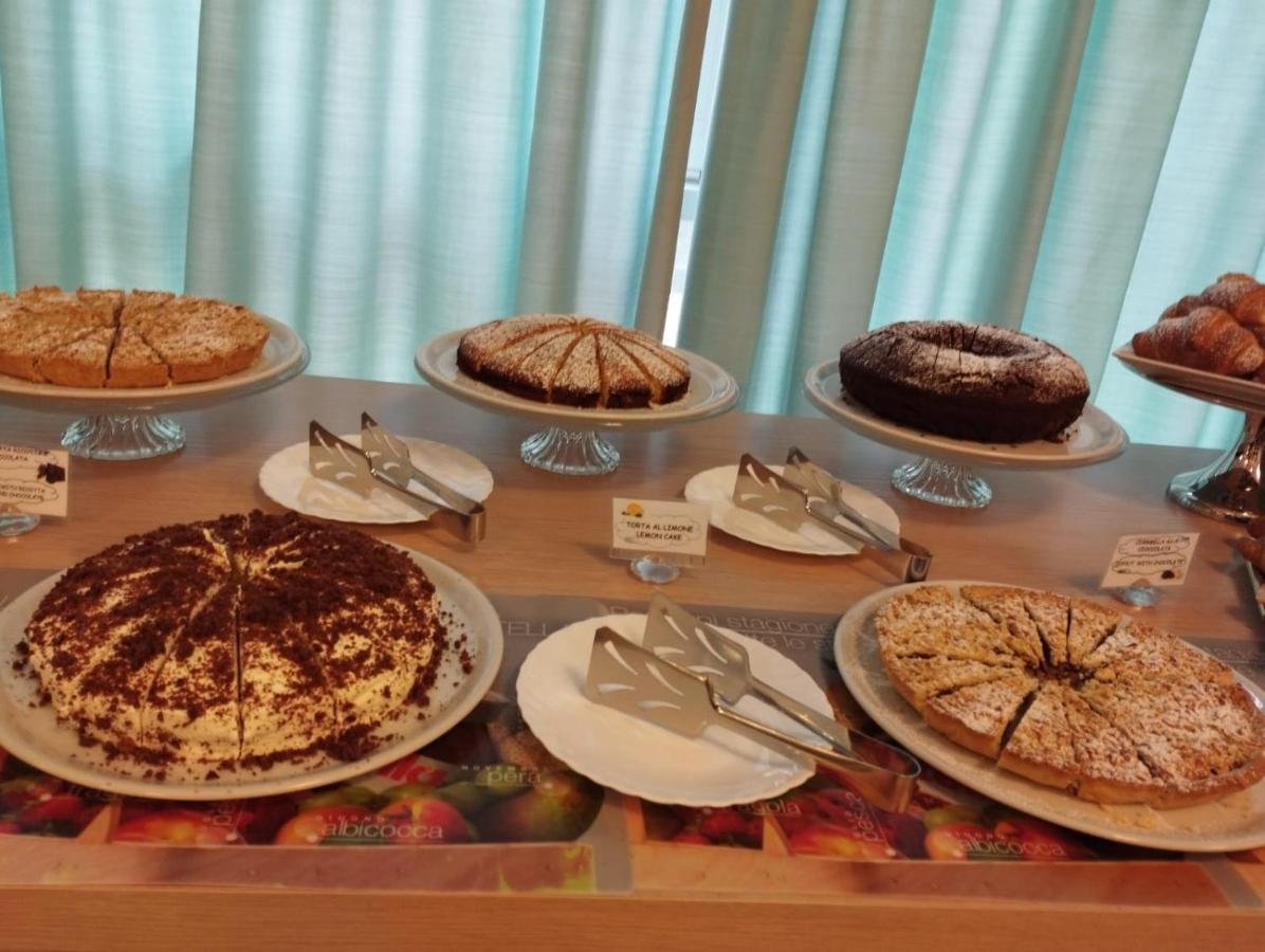 Si Rimini Hotel Екстер'єр фото