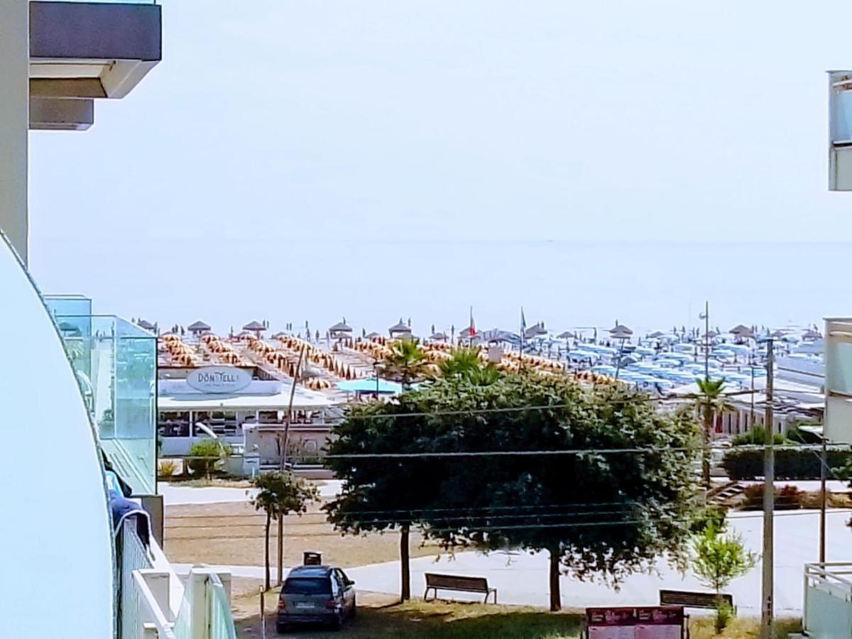 Si Rimini Hotel Екстер'єр фото