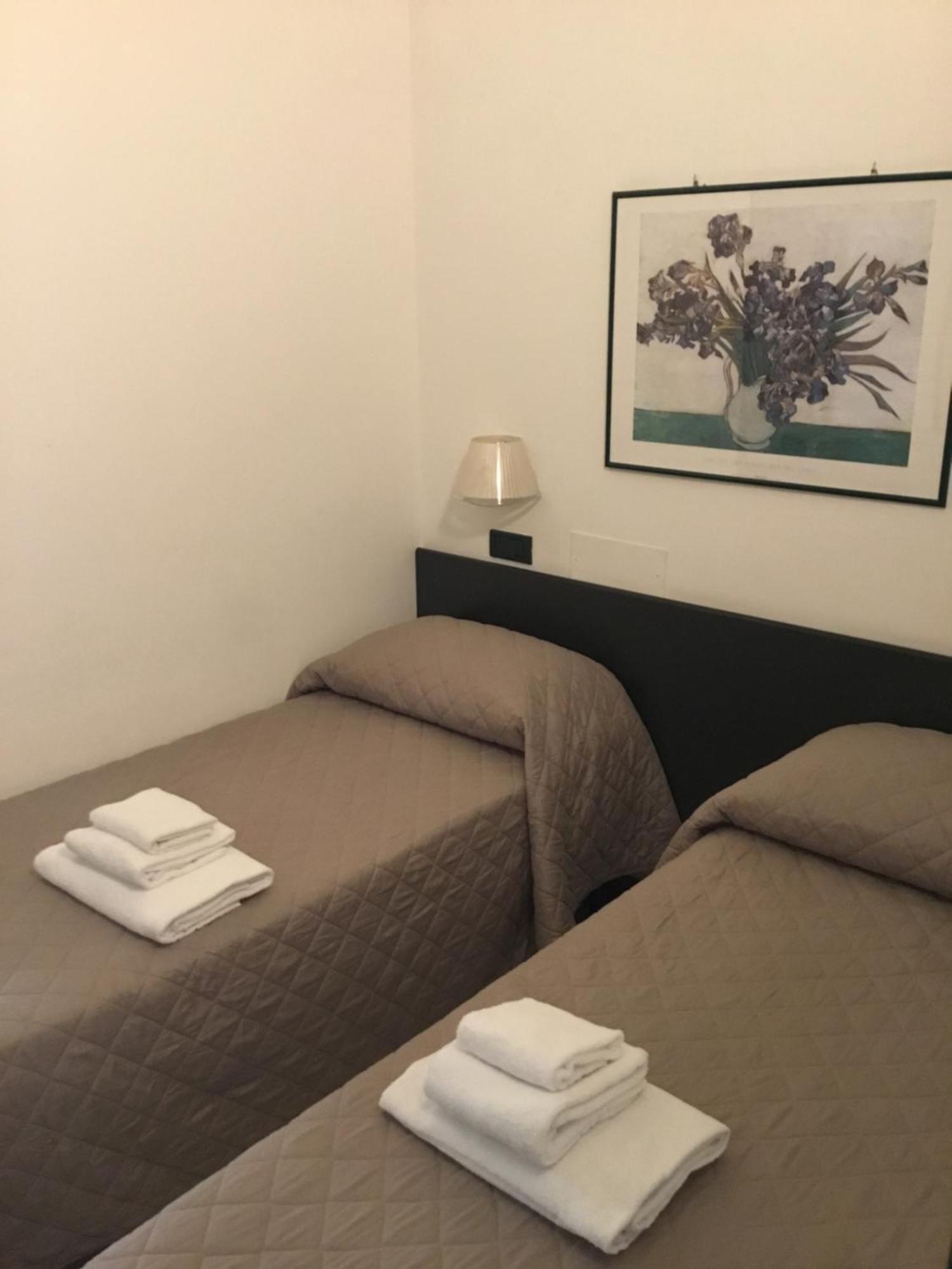 Si Rimini Hotel Екстер'єр фото