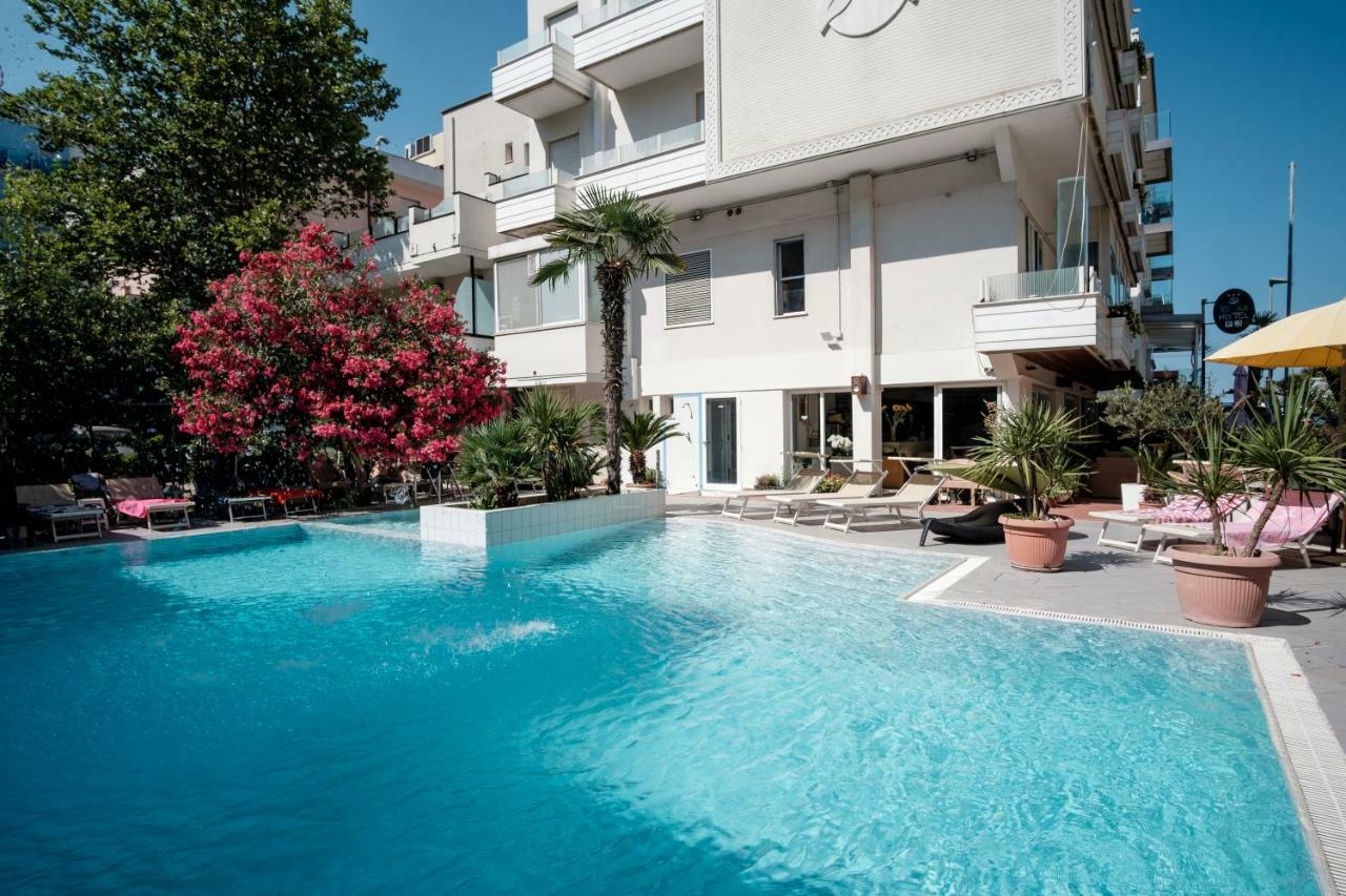 Si Rimini Hotel Екстер'єр фото